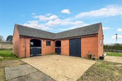 Images for Equestrian Holding, Saltersford, Grantham