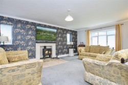 Images for Equestrian Holding, Saltersford, Grantham