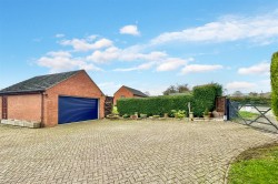 Images for Equestrian Holding, Saltersford, Grantham