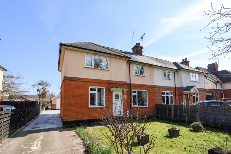 Click the photo for more details of Landscape View, Saffron Walden