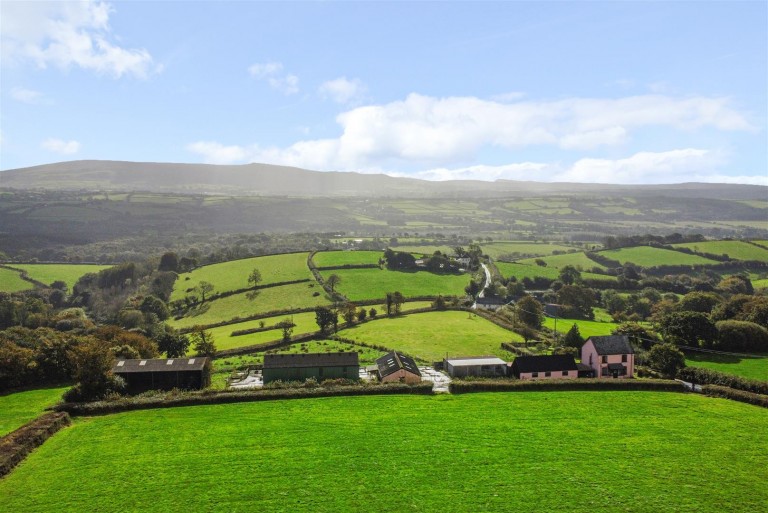 Images for Thorndon Cross