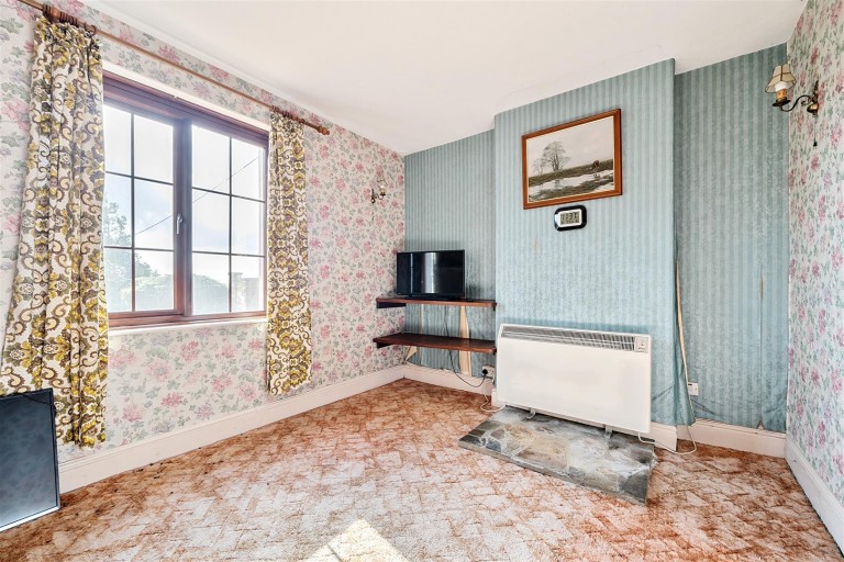 Images for Thorndon Cross