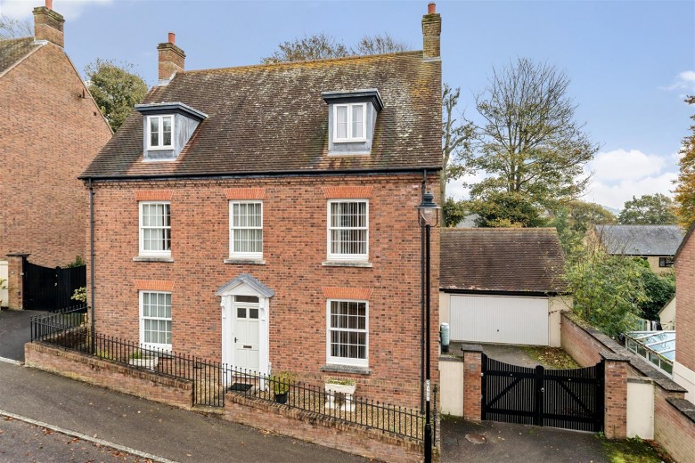 Click the photo for more details of De Legh Grove, Bridport