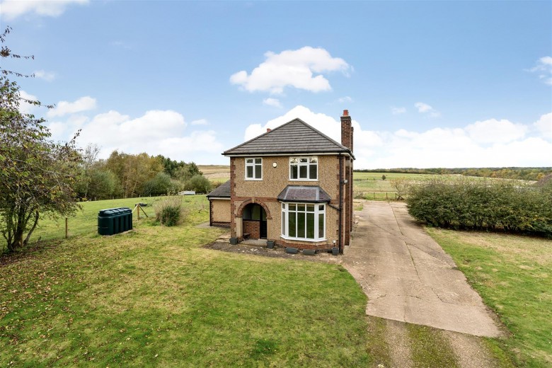 Click the photo for more details of Gibbet Lane, Shawell, Lutterworth