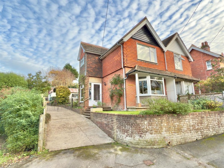 Click the photo for more details of Totland Bay, Isle of Wight