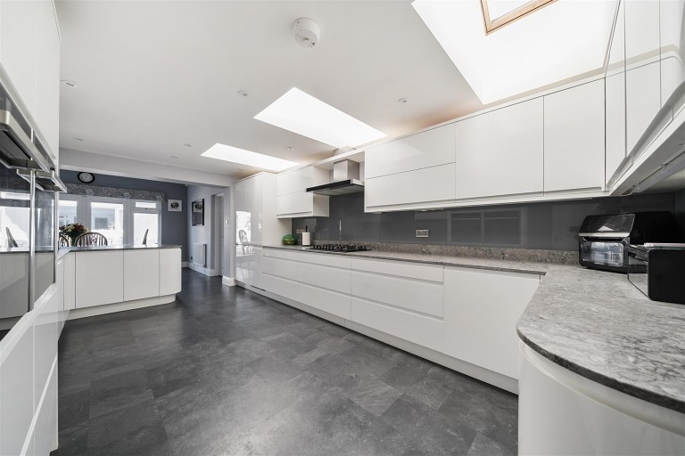 Images for Marsh Lane, Yeovil