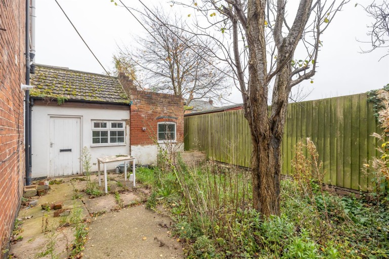 Images for Church Hill Street, Winshill, DE15