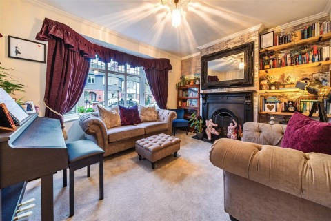 Click the photo for more details of The Drive, Phippsville, Northampton, NN1