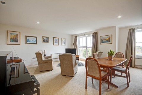 Click the photo for more details of Avon House, Welland Place, Market Harborough