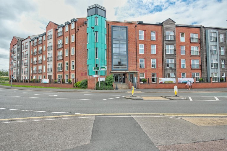 Images for Avon House, Welland Place, Market Harborough