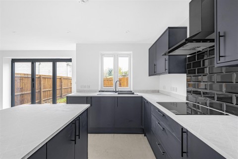 Click the photo for more details of London Road, Six Mile Bottom