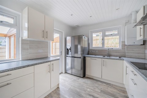 Click the photo for more details of Broadsands Avenue, Paignton