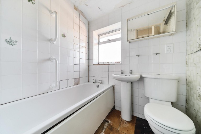 Images for Popes Lane, Rockwell Green, Wellington