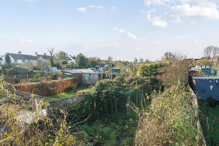 Images for Popes Lane, Rockwell Green, Wellington