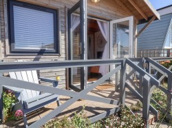 Images for Monmouth Beach Chalets, Lyme Regis