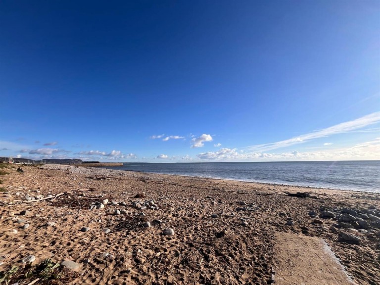 Images for Monmouth Beach Chalets, Lyme Regis