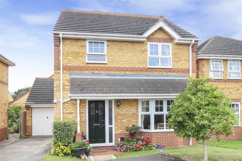 Click the photo for more details of Vicarage Close, Waterbeach