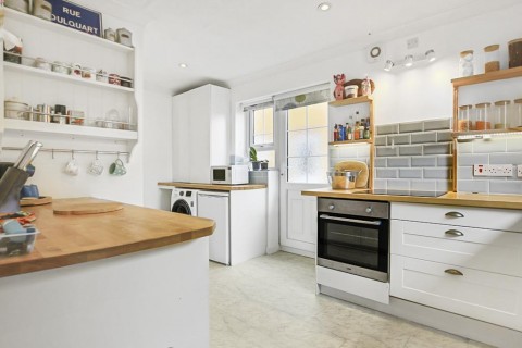 Click the photo for more details of Vicarage Close, Waterbeach