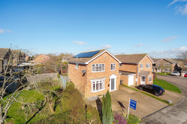 Click the photo for more details of Calvert Close, Greens Norton, NN12