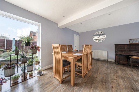 Click the photo for more details of Calvert Close, Greens Norton, NN12