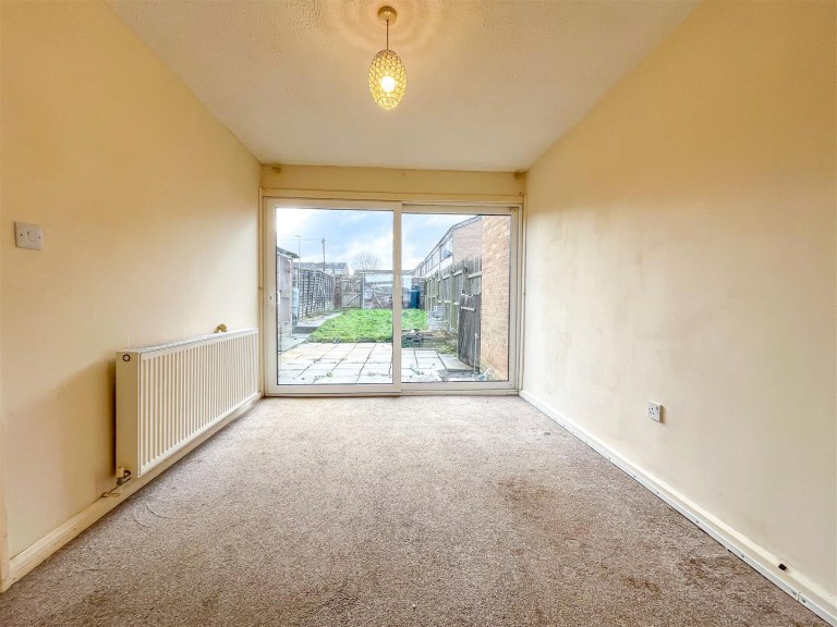 Images for Frobisher Close, Daventry, NN11