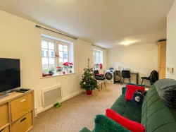 Images for Thomas Webb Close, Daventry, NN11