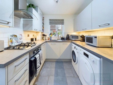 Click the photo for more details of Ellwood Close, Leicester