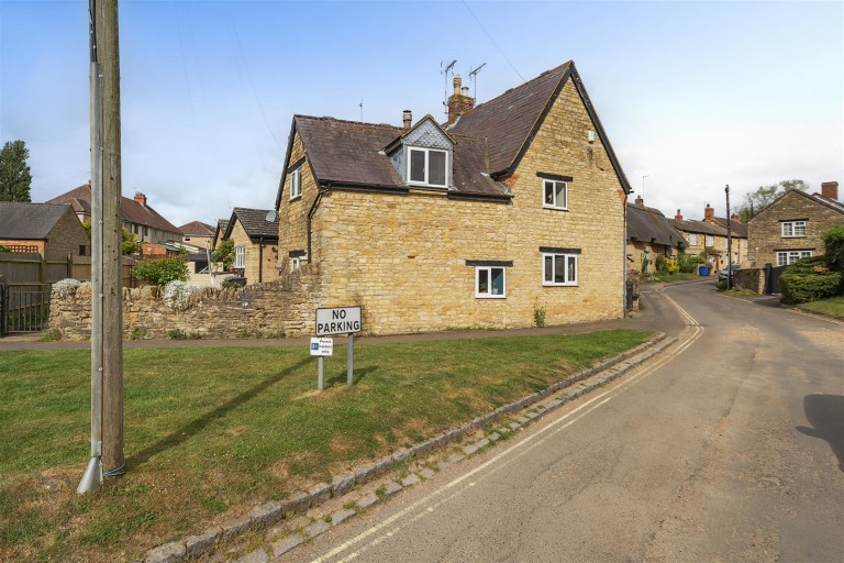 Images for Mill Lane, Stoke Bruerne, NN12