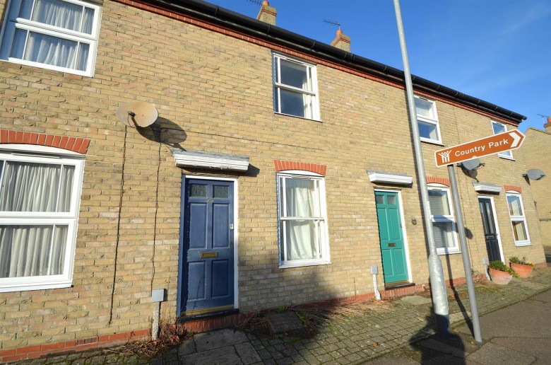 Click the photo for more details of Lisle Lane, Ely