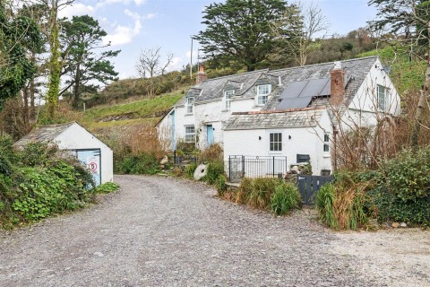 Click the photo for more details of Polzeath