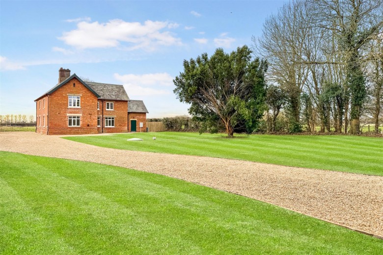 Click the photo for more details of Stone Lane, Haddington, Lincoln