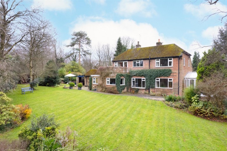 Click the photo for more details of Hamilton Drive, Swadlincote, DE11