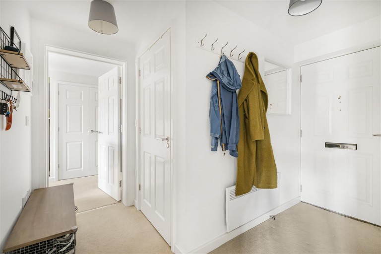 Images for Goodes Court, Royston