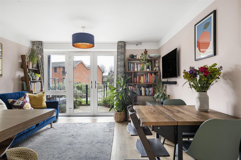 Images for Goodes Court, Royston