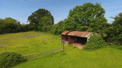 Click the photo for more details of Land at Whitnash Brook, Radford Semele, Leamington Spa