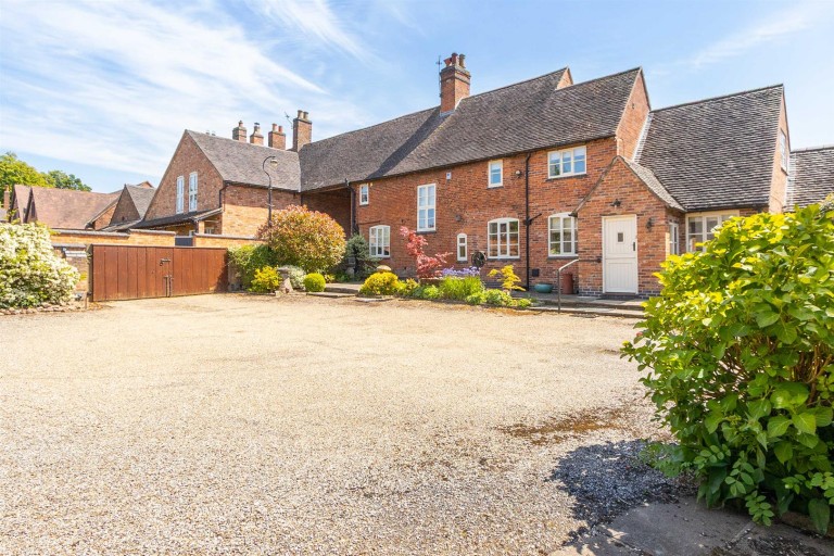 Images for Sketchley Old Village, Burbage, Hinckley, LE10