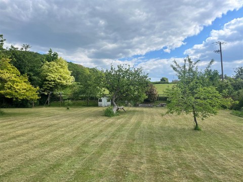 Click the photo for more details of Compton Dundon