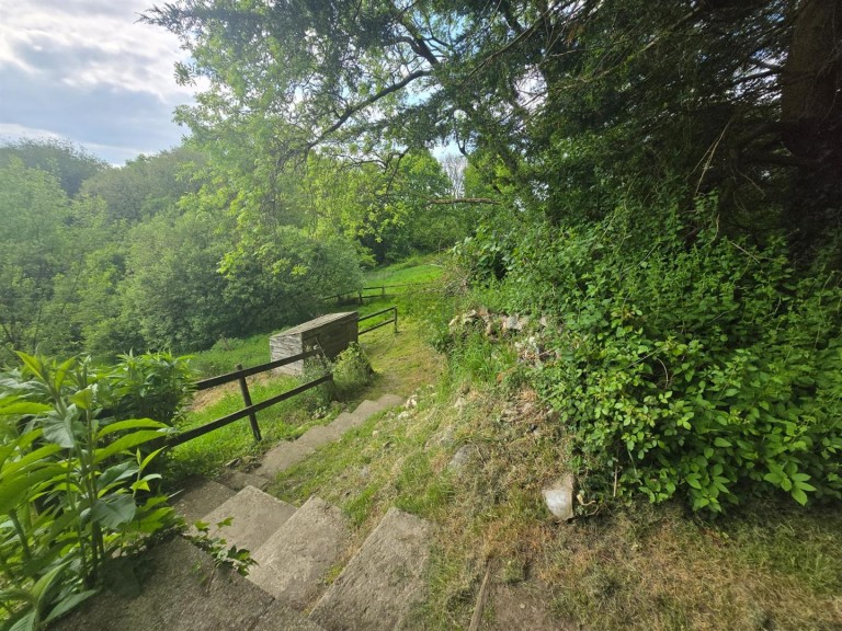 Images for Thorncombe