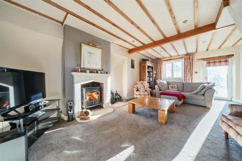 Click the photo for more details of High Street, Ravensthorpe, Northampton, NN6