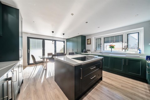 Click the photo for more details of High Street, Ravensthorpe, Northampton, NN6