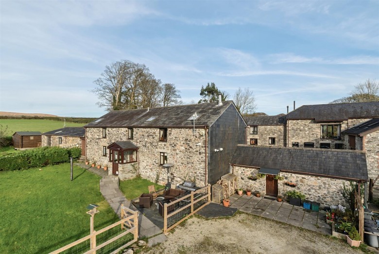 Click the photo for more details of Burntown Farm, Tavistock