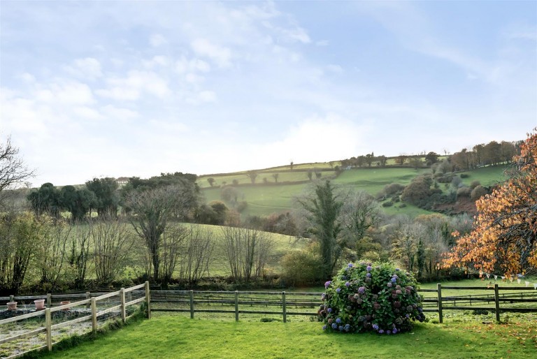 Images for Burntown Farm, Tavistock