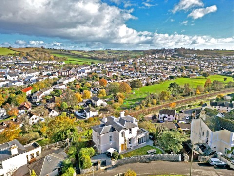 Click the photo for more details of The Tors, Kingskerswell, Newton Abbot