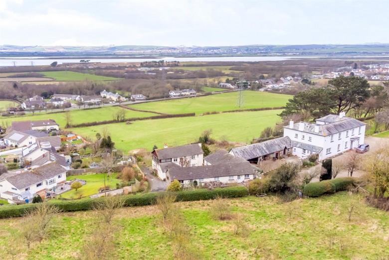 Click the photo for more details of Instow, Bideford