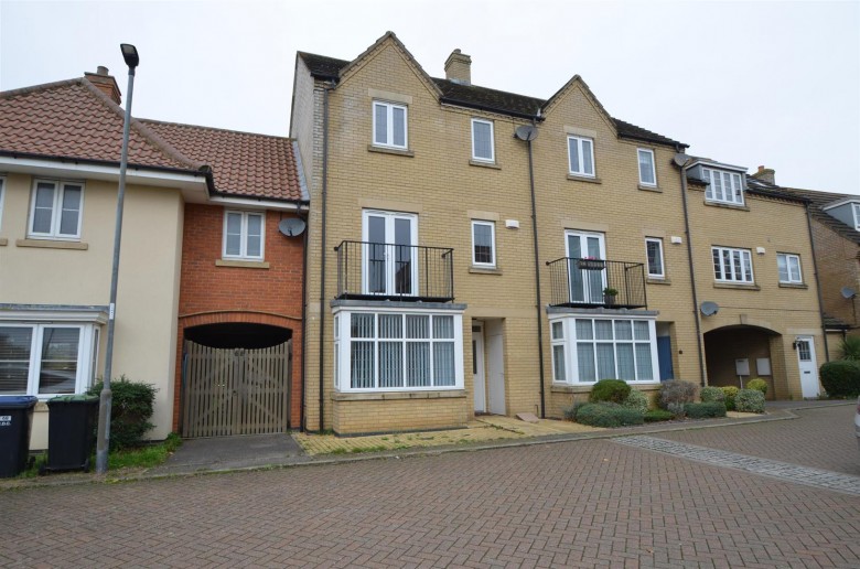Click the photo for more details of Gateway Gardens, Ely