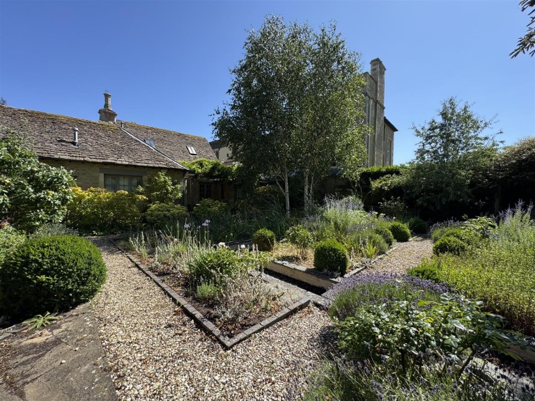 Images for Broughton Poggs, Filkins, Lechlade