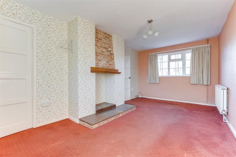 Click the photo for more details of Weaverhead Close, Thaxted, Dunmow