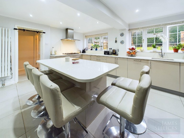Images for Heythrop Close, Oadby, Leicestershire