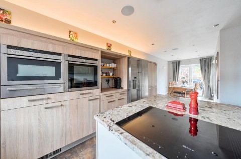 Click the photo for more details of Peckleton Lane, Desford, Leicester