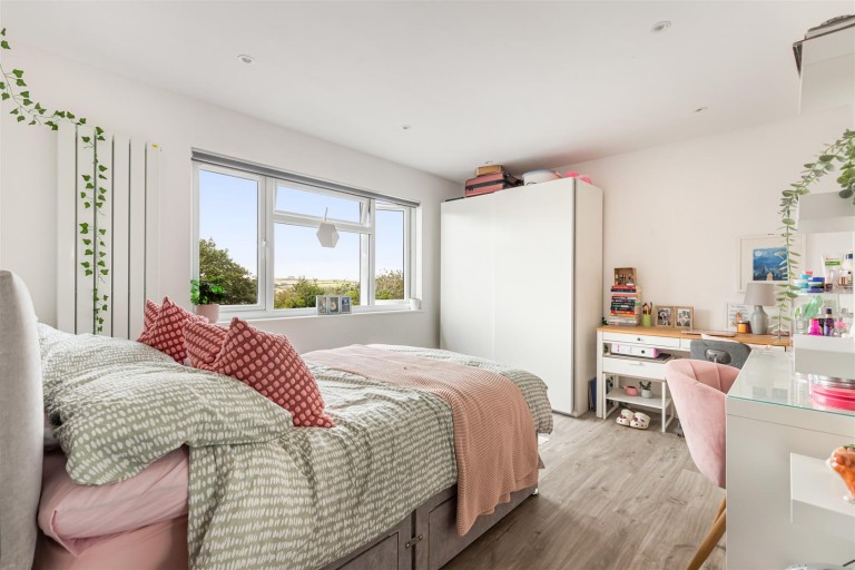 Images for Townstal Pathfields, Dartmouth